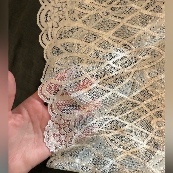 Flora nikrooz gabby satin kimono robe - Picture 8 of 9